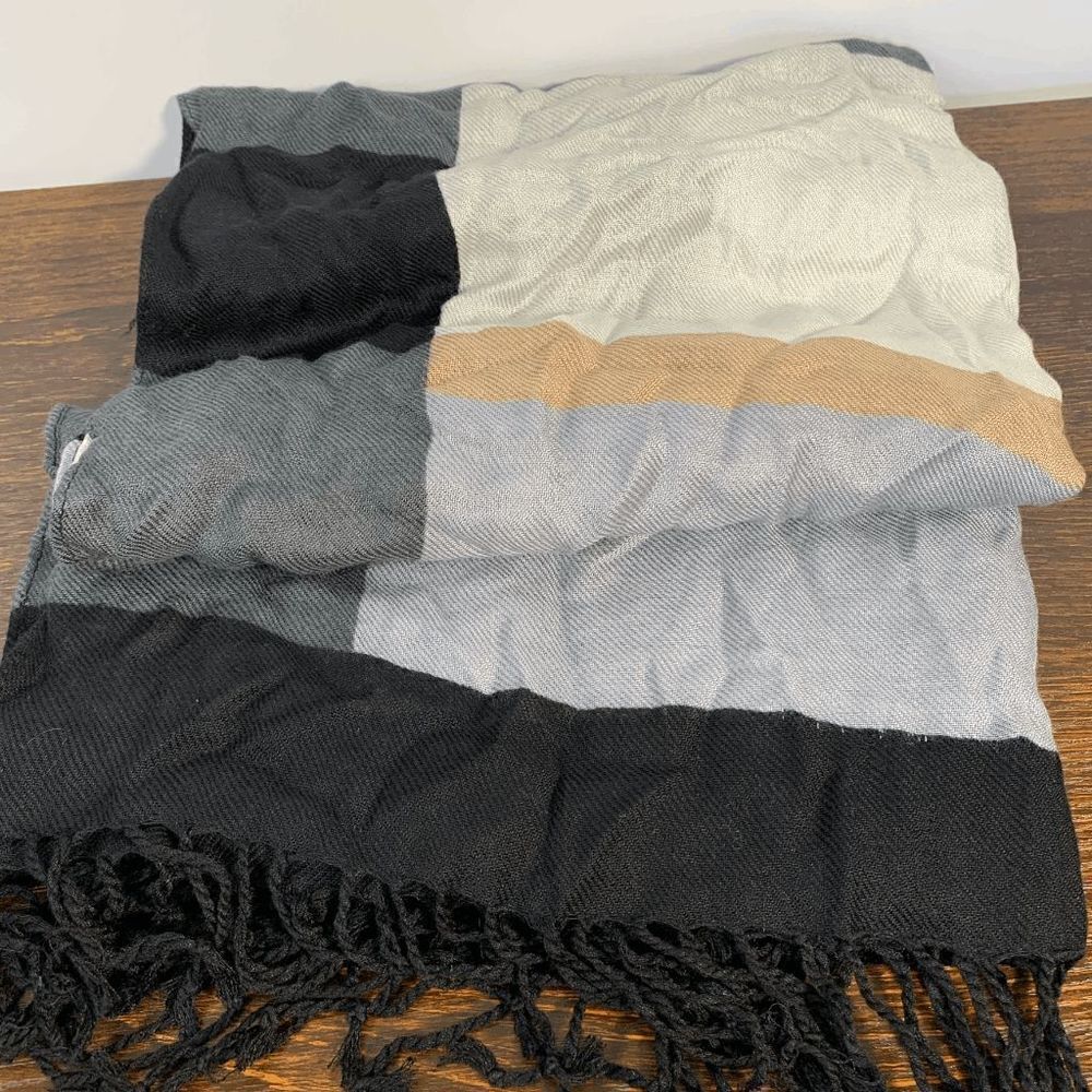 Apt 9 Women's Neutral Colorblock Neck Warmer Fringe Scarf 73x22 One Size